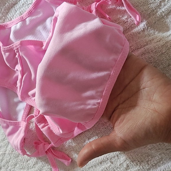 Swimsuit size small two piece - pink - Picture 4 of 6